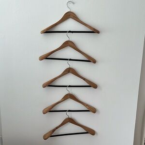17.5 Inch Cedar Wood Suit Hanger Coats Hanger Jacket Hanger